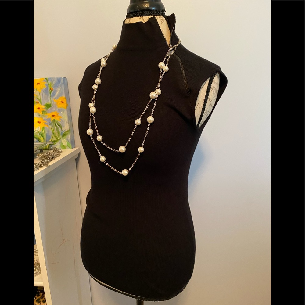 Carmen Marc Valvo black mock neck sleeveless top